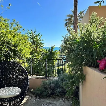 Le Parc - 2 Vue Et Piscine Appartement *
